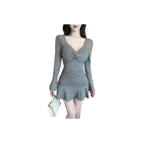 BONAS Длинное платье с длинными рукавами женское