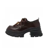 Коричневый