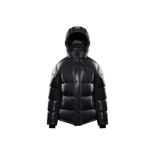 ARITZIA The Супер Puff™ Hi Gloss Пуховик Женские