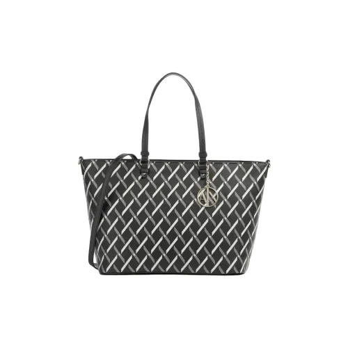 ARMANI EXCHANGEAE Искусственная кожа Сумка через плечо Средняя Женская Черная