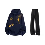 Темно-синий, синий, желтый свитшот + черные джинсы