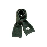 Темно-зеленый