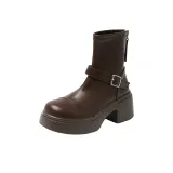 Коричневый