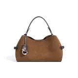 Темно-коричневый