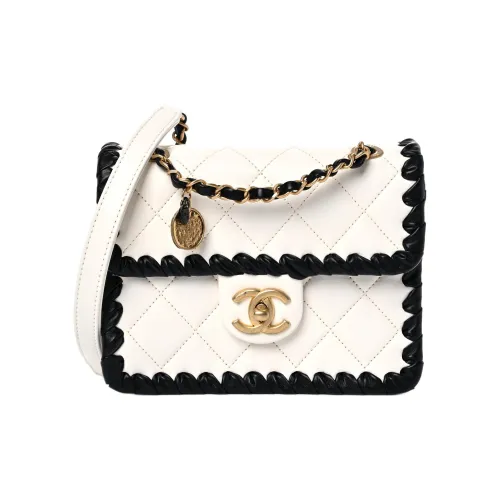 CHANEL Овчина Сумки через плечо Женские Белые