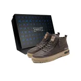 Коричневый