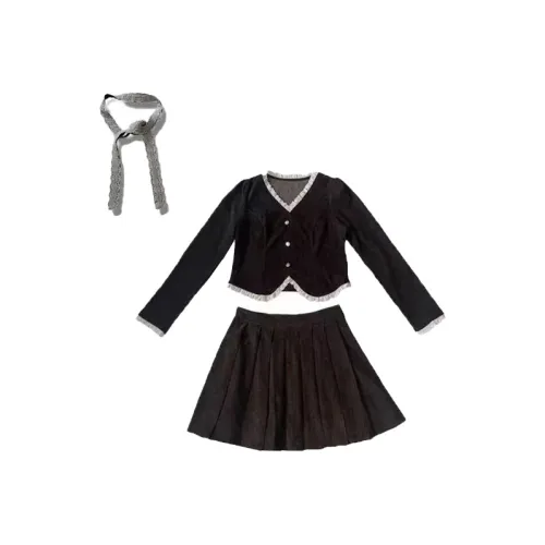 SCCREBEL OFFICIAL Комплект с юбкой Женские