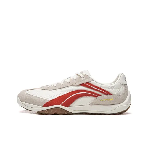 Disney x Heartflow Аbrasion Resistant Balance Lightweight Low Top Casual Shoes Unisex White Red