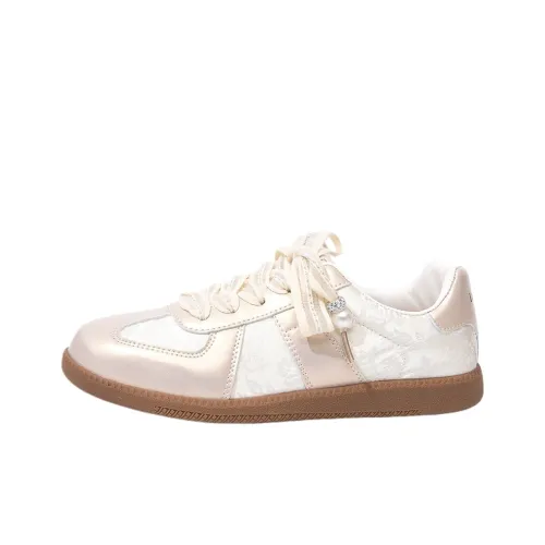 Eleven Elephants Немецкие армейские кроссовки Женские