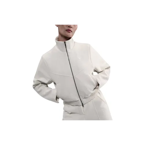 nike Sportswear Светлый слон кость женские куртки