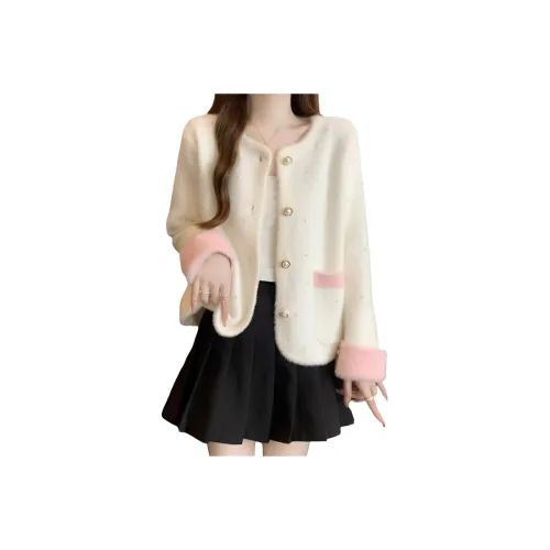 ЮЙЧЖАОЛИНЬ Женское короткое пальто