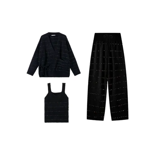 Легкий женский пижамный комплект