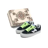 Black (Зеленые шнурки)