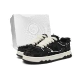 Яркий черный