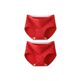 Цветочный красный узор + сердце красного цвета с принтом