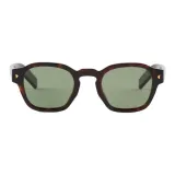 Ореховый коричневый цвет, черепаховый