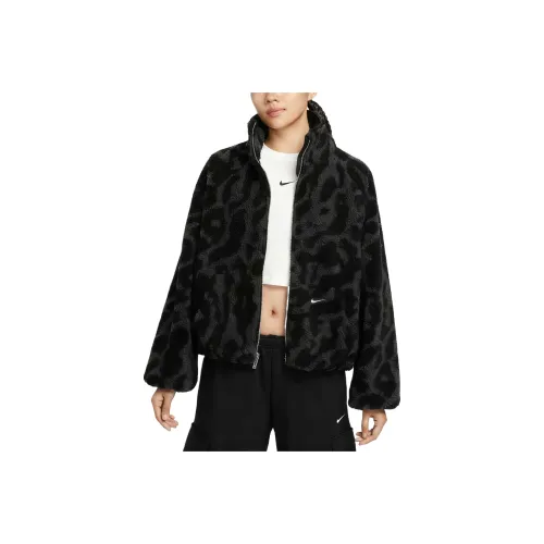 Nike Sportswear Черные Женские Куртки