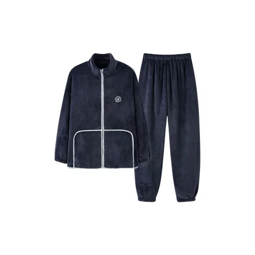 Пижамный комплект для мужчин от Floating Light Islands