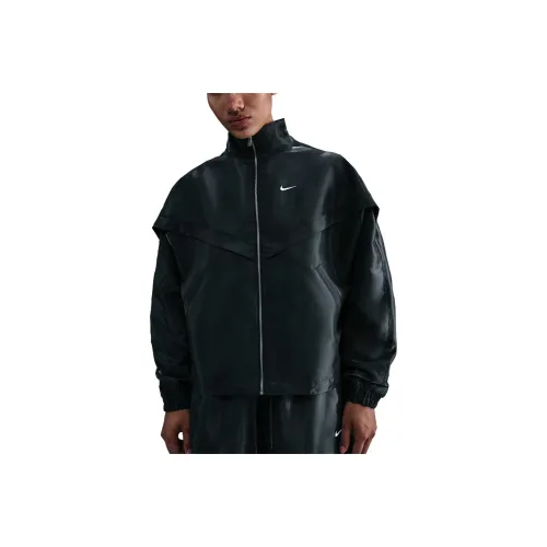 Nike Sportswear Черные Женские Куртки