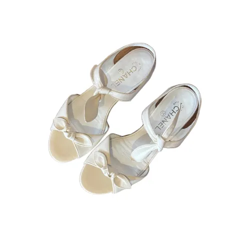 CHANEL One Ремешок Сандалии Женские Белые