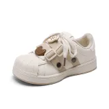 Бежевый, белый, рыбка, коричневая кошка