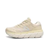 Песочно-бежевый