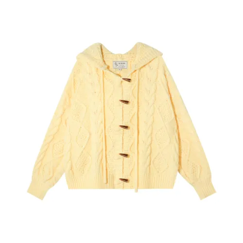 16DEWS Светло-желтые женские свитеры