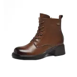 Коричневый