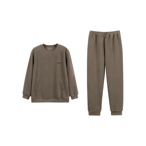 Пижамный комплект для мужчин от Floating Light Islands