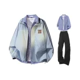 Синяя рубашка в клетку + черные штаны