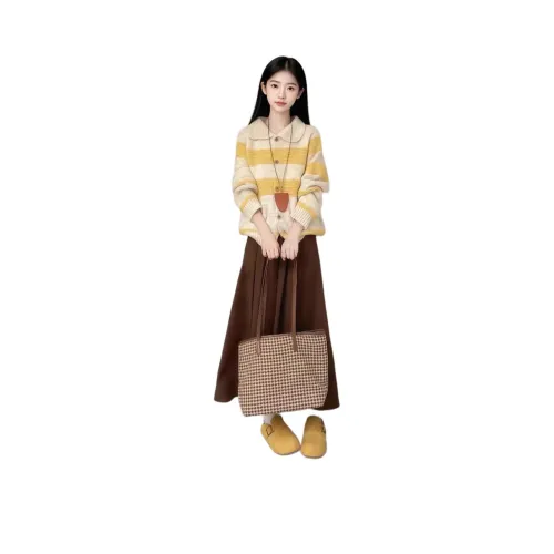 Kiki Clothing Boutique Комплект с юбкой Женские