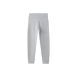 Модный серебристо-серый