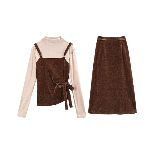 Комплект с юбкой A Paradise For Awakening для женщин