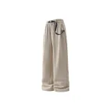 Светло-абрикосовый