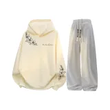 Топ экрю + штаны серого цвета фотиния