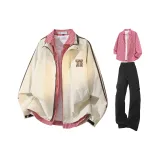 Бежевый + Красная клетка рубашка + Черные штаны