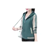 Изумрудный зеленый