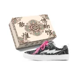 Чёрный с флисовой подкладкой (розовые шнурки)