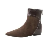 Коричневый