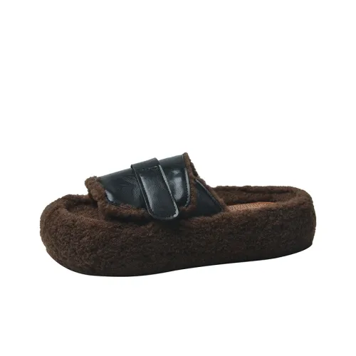 LABON PETER Шлепанцы Женские