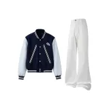 Комплект одежды (Темно-синяя бейсбольная куртка + белые джинсы)