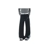 Black (В комплекте с съемной застежкой-булавкой)