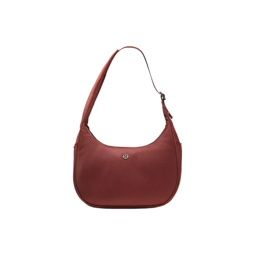 lululemon Переработанный нейлон Сумка через плечо Стандартная Женская Красная