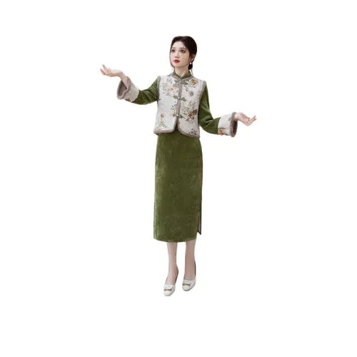 The Temptation Of The Muse Комплект с юбкой Женские