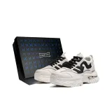 Бежево-черный