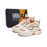 Бежево-оранжевый