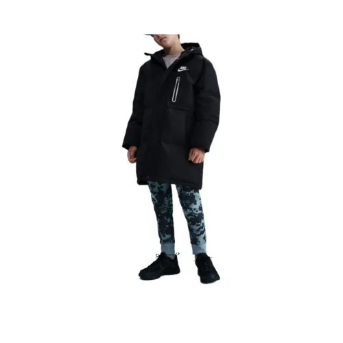 nike 010 Черный Kids Пуховики