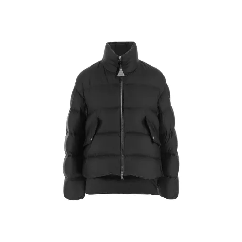 Moncler Куртки и Пальто Женские