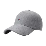 Открытый светлый серый