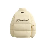 Светло-жёлтый